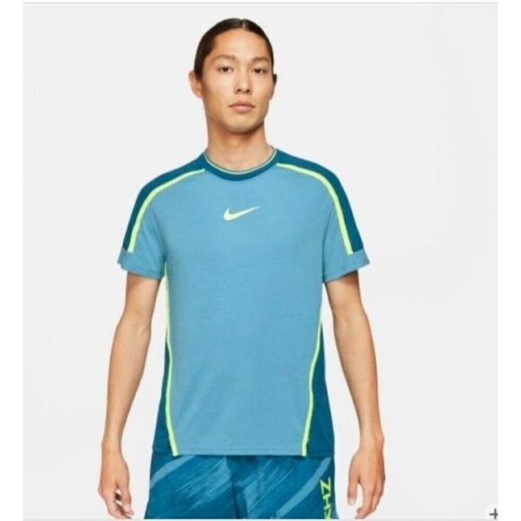 Nike Dri fit Training T Shirt Size Small Blue & Green Short Sleeve Sport clash - Picture 8 of 12
